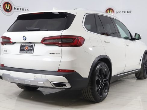 Used 2019 BMW X5 xDrive40i w/ Executive Package image 3