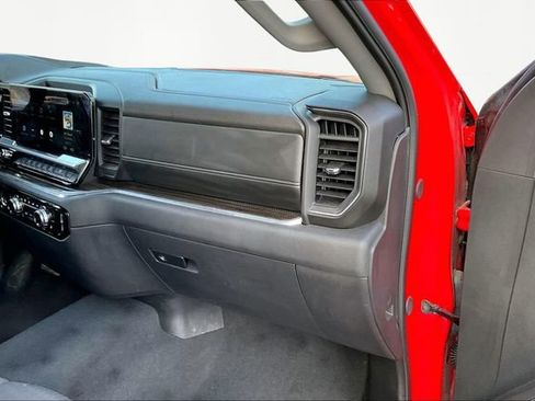 Used 2024 GMC Sierra 1500 Elevation AWD/4WD image 18