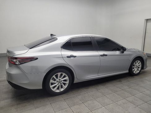 Used 2022 Toyota Camry LE FWD image 10