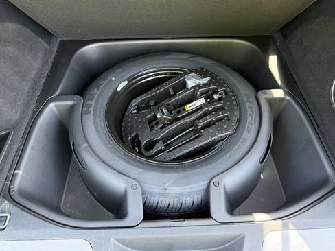 Used 2020 Jeep Grand Cherokee Summit AWD/4WD image 17