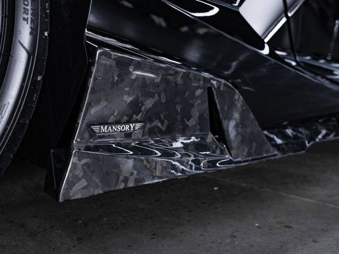 Used 2024 Lamborghini Revuelto AWD/4WD image 12