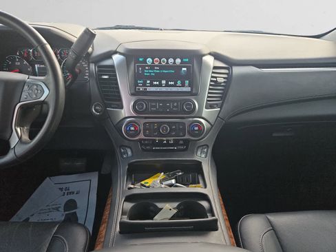 Used 2016 Chevrolet Suburban LTZ image 11