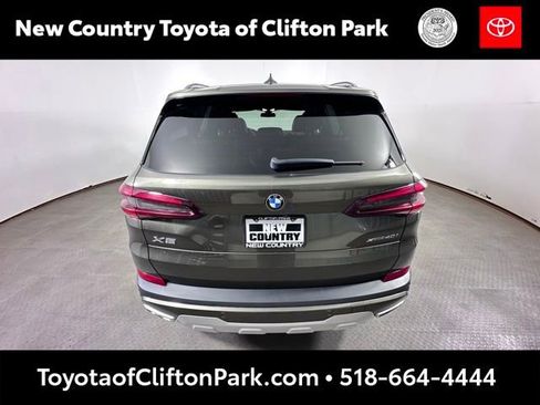 Used 2023 BMW X5 xDrive40i AWD/4WD image 4