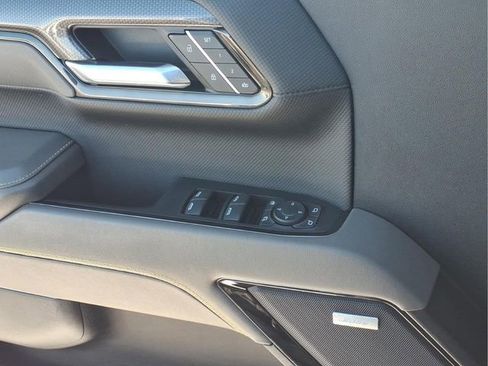 Used 2023 Chevrolet Silverado 1500 ZR2 image 20