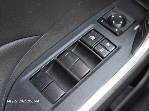 Used 2020 Toyota RAV4 XLE FWD image 29