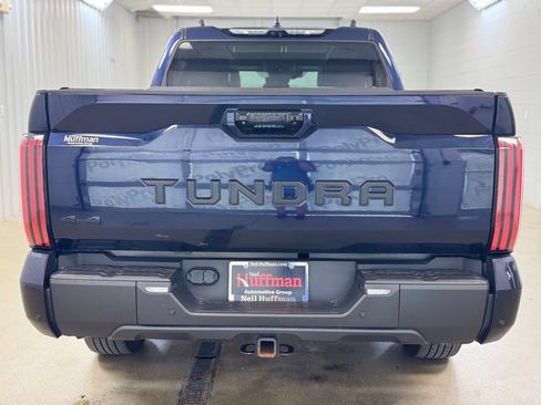 Used 2024 Toyota Tundra Limited AWD/4WD image 7