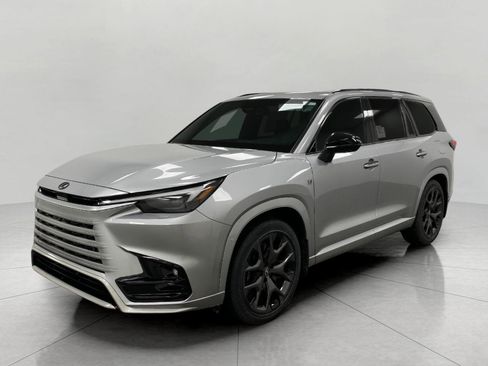 New 2026 Lexus TX 500h AWD image 10