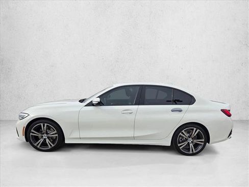 Used 2022 BMW 330i Sedan w/ Convenience Package image 9
