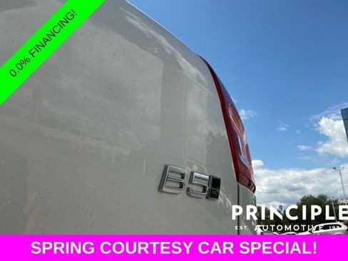 New 2026 Volvo XC40 B5 Plus w/ Protection Package Premier image 31