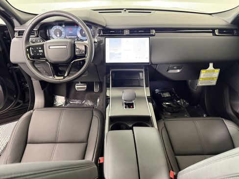 New 2026 Land Rover Range Rover Velar Dynamic SE image 11