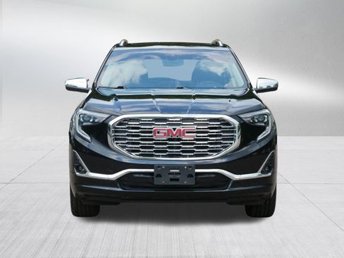 Used 2018 GMC Terrain Denali w/ Comfort Package AWD/4WD image 2