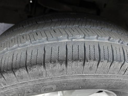 Used 2018 RAM 1500 Express AWD/4WD image 11