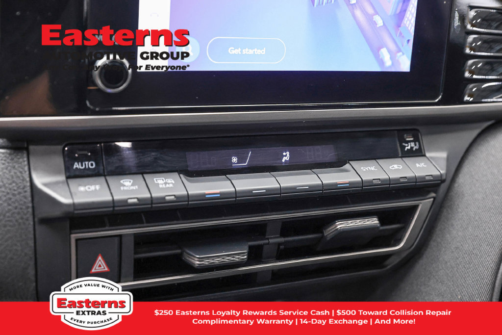 Used 2025 Toyota Camry LE FWD image 20