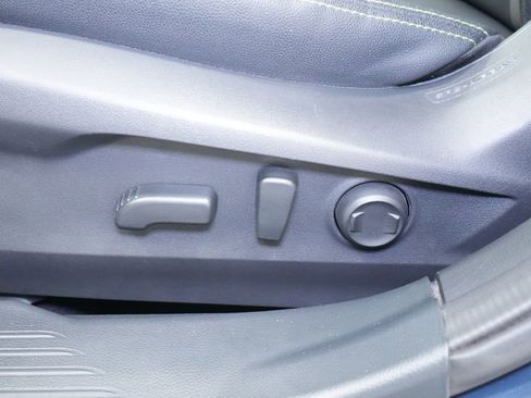 Used 2025 Subaru Outback Onyx Edition AWD/4WD image 15