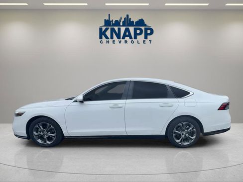 Used 2024 Honda Accord EX image 2