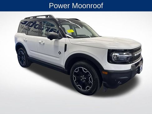 Certified 2025 Ford Bronco Sport Outer Banks w/ Outer Banks Tech Package+ AWD/4WD image 8