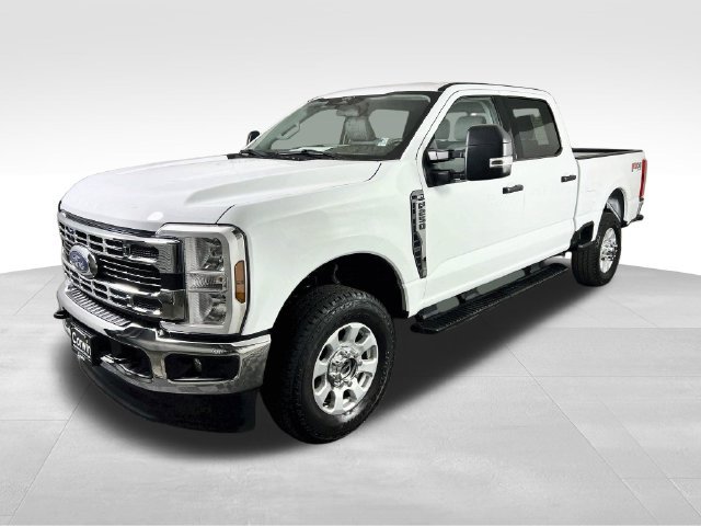 Used 2024 Ford F250 XLT w/ FX4 Off-Road Package AWD/4WD image 5