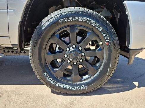New 2026 RAM 2500 Big Horn AWD/4WD image 11