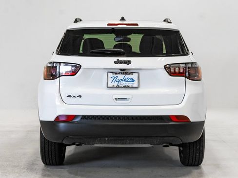Certified 2025 Jeep Compass Latitude w/ Convenience Group AWD/4WD image 29