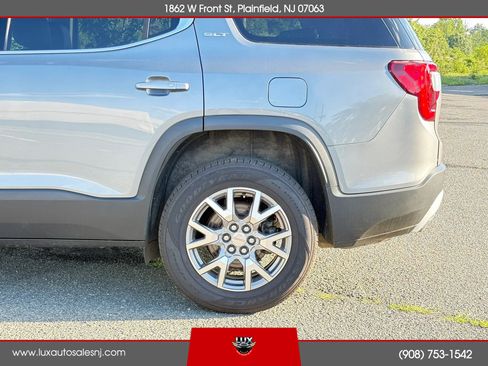Used 2020 GMC Acadia SLT w/ Driver Alert Package II FWD image 13