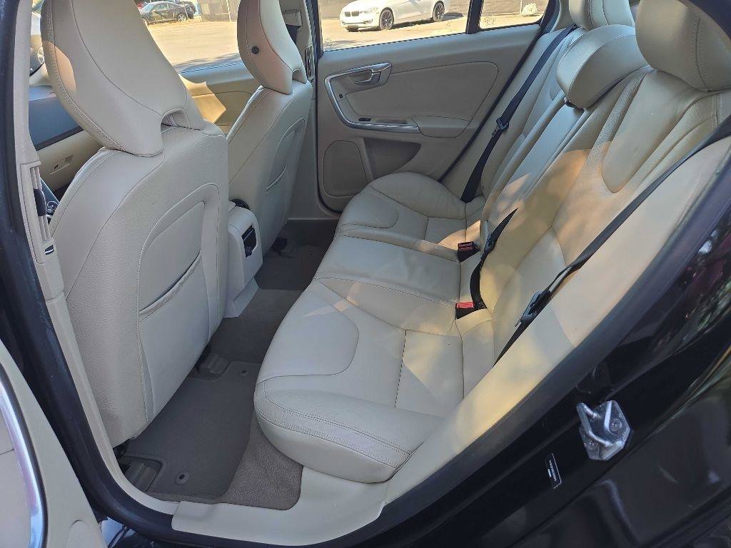 Used 2014 Volvo S60 T5 FWD image 19