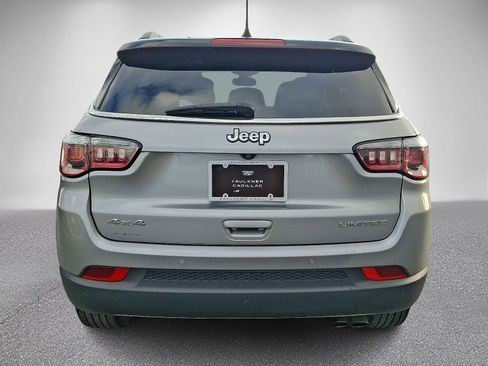 Used 2019 Jeep Compass Limited w/ Safety & Security Group image 5