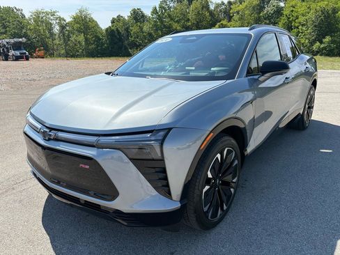 Used 2024 Chevrolet Blazer EV RS RWD image 7