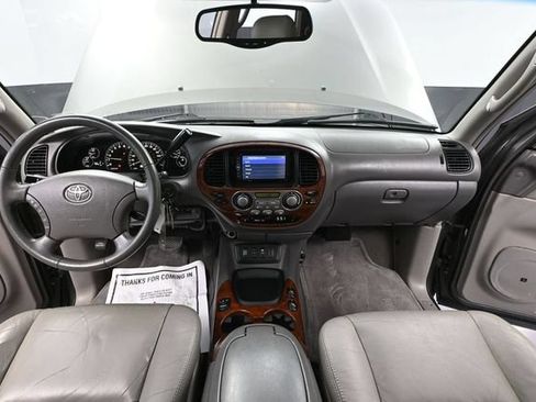 Used 2005 Toyota Sequoia Limited AWD/4WD image 23