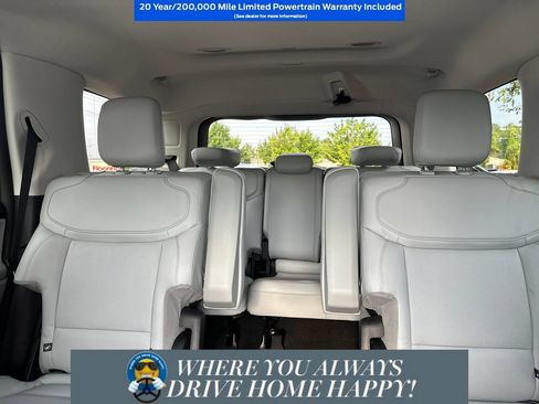 New 2027 Ford Expedition Platinum w/ Driver's Package RWD image 22