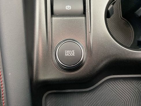 Used 2025 Ford Explorer ST w/ Sun And Sound Package AWD/4WD image 20