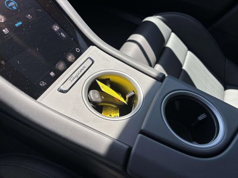 New 2026 Porsche Taycan 4S AWD/4WD image 33