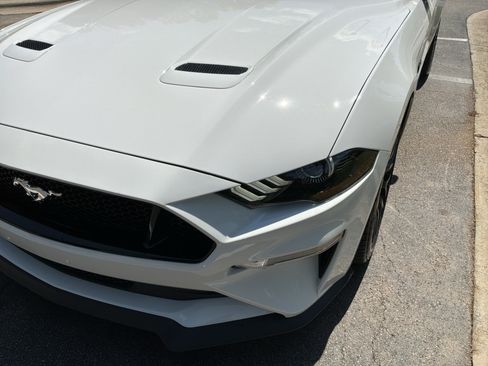 Used 2018 Ford Mustang GT Premium w/ GT Performance Package RWD image 6