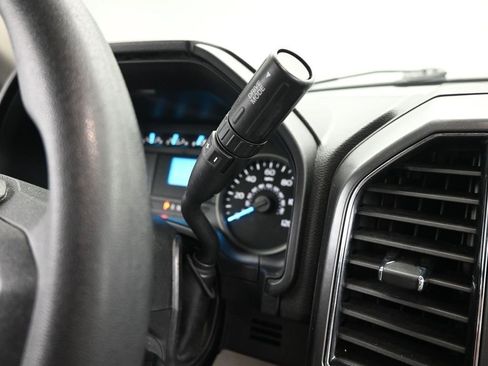 Used 2020 Ford F150 XLT image 22