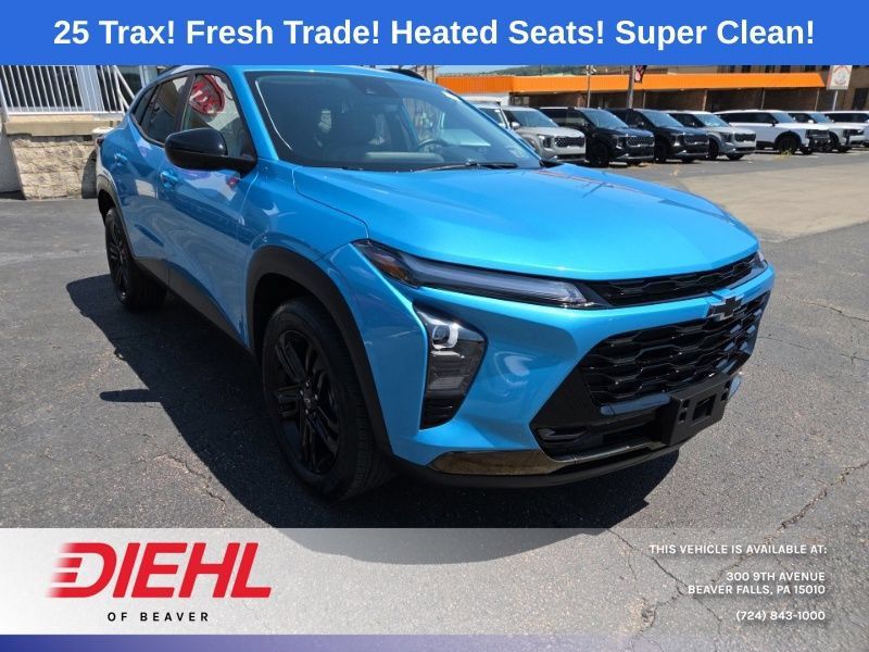 Used 2025 Chevrolet Trax ACTIV w/ Driver Confidence Package FWD image 1
