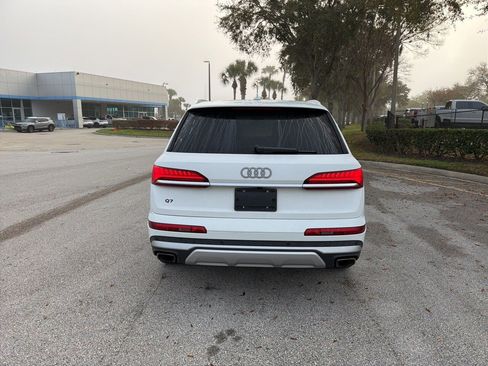 Used 2025 Audi Q7 3.0T Premium Plus image 4