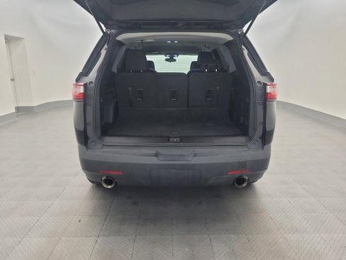Used 2020 Chevrolet Traverse LT FWD image 29