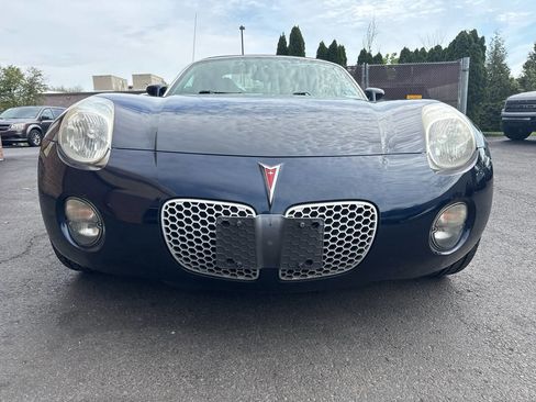 Used 2006 Pontiac Solstice Convertible w/ Premium Package RWD image 5