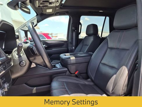 Used 2024 Chevrolet Tahoe RST w/ Luxury Package RWD image 16