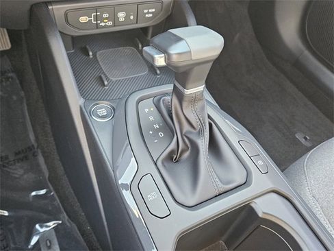 New 2025 Kia K4 EX image 20