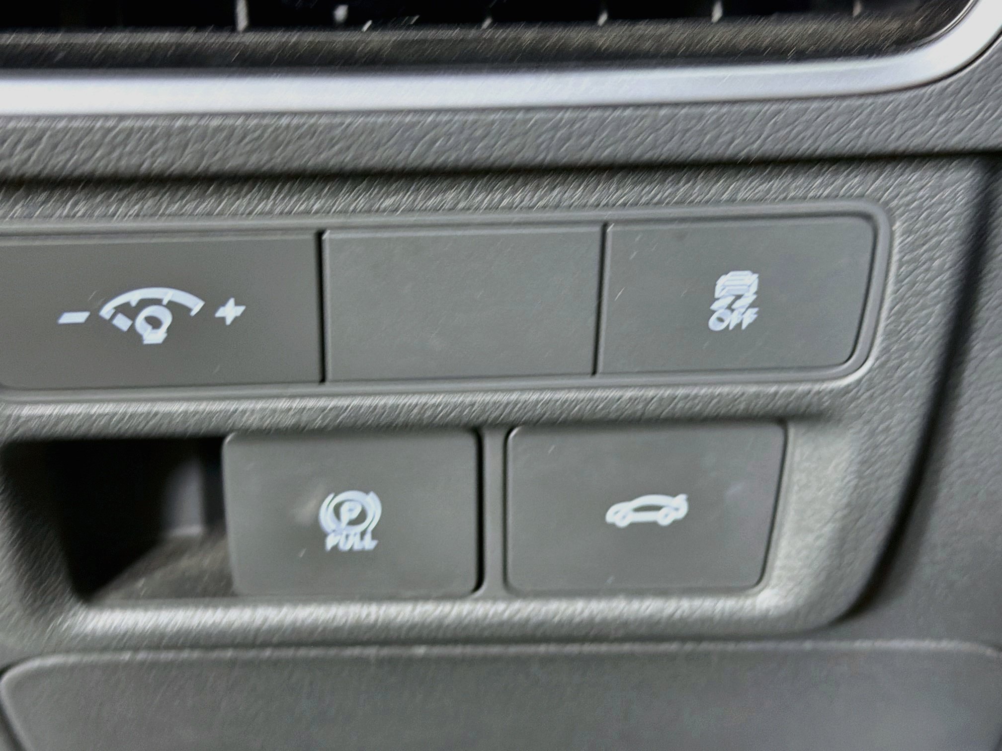 Used 2025 Hyundai Sonata SEL FWD image 17
