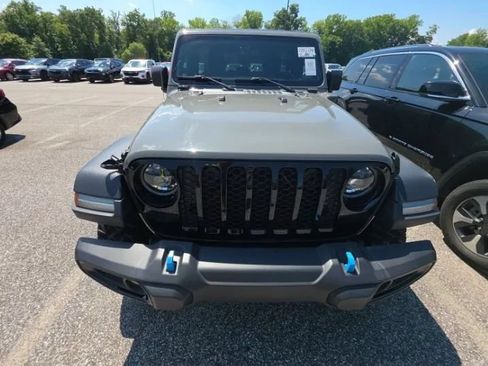 Used 2023 Jeep Wrangler Unlimited w/ 8.4" Radio Group AWD/4WD image 10