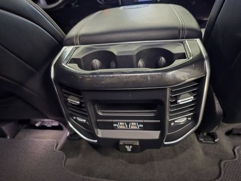 Used 2022 RAM 1500 Laramie AWD/4WD image 45
