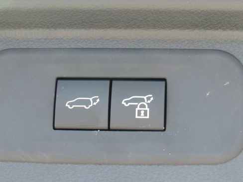 Used 2024 Toyota Grand Highlander AWD image 6