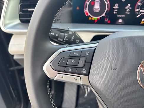 New 2026 Volkswagen Tiguan SE AWD/4WD image 23