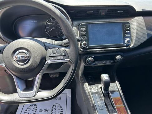 Used 2021 Nissan Kicks SV FWD image 13