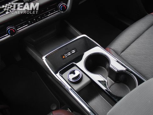 Certified 2025 Chevrolet Equinox RS AWD/4WD image 19