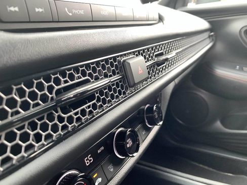 Certified 2024 Honda HR-V Sport image 24