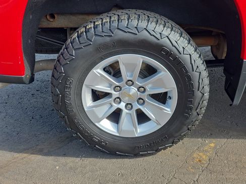 Used 2022 Chevrolet Silverado 1500 LT w/ Bed Protection Package AWD/4WD image 16