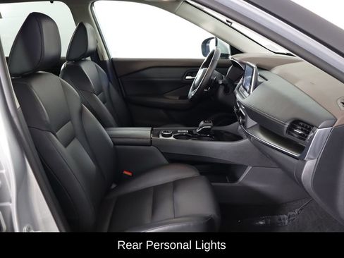 Used 2023 Nissan Rogue SV w/ SV Premium B Package AWD/4WD image 18