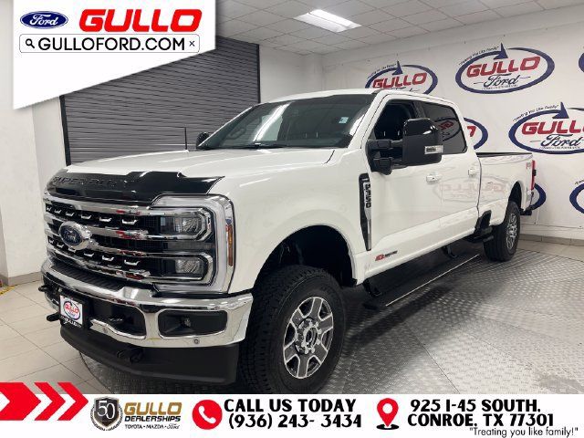 Used 2026 Ford F350 Lariat w/ Lariat Ultimate Package AWD/4WD image 3